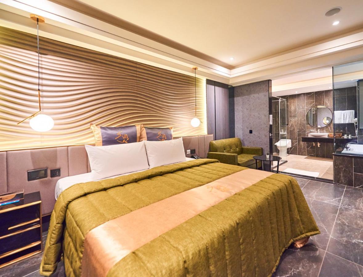 Sun Motel Καοσιούνγκ Εξωτερικό φωτογραφία